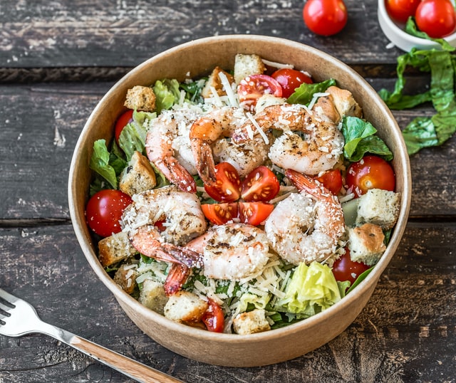 shrimp with lettuce
